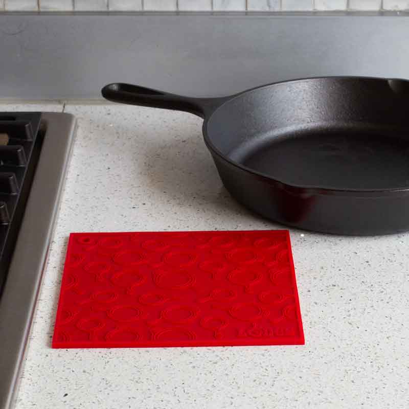 Lodge New Arrival Silicone Trivets - Image 19