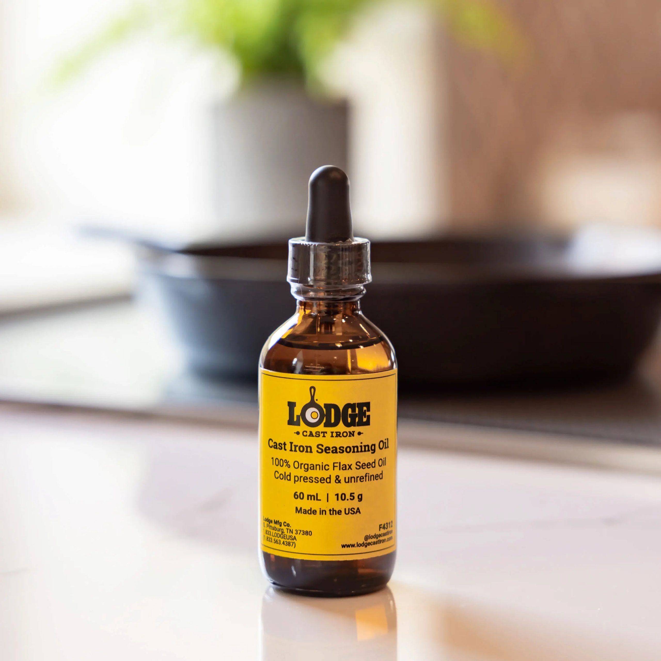 Lodge New Arrival Custom Skillet Seasoning Oil - Image 2