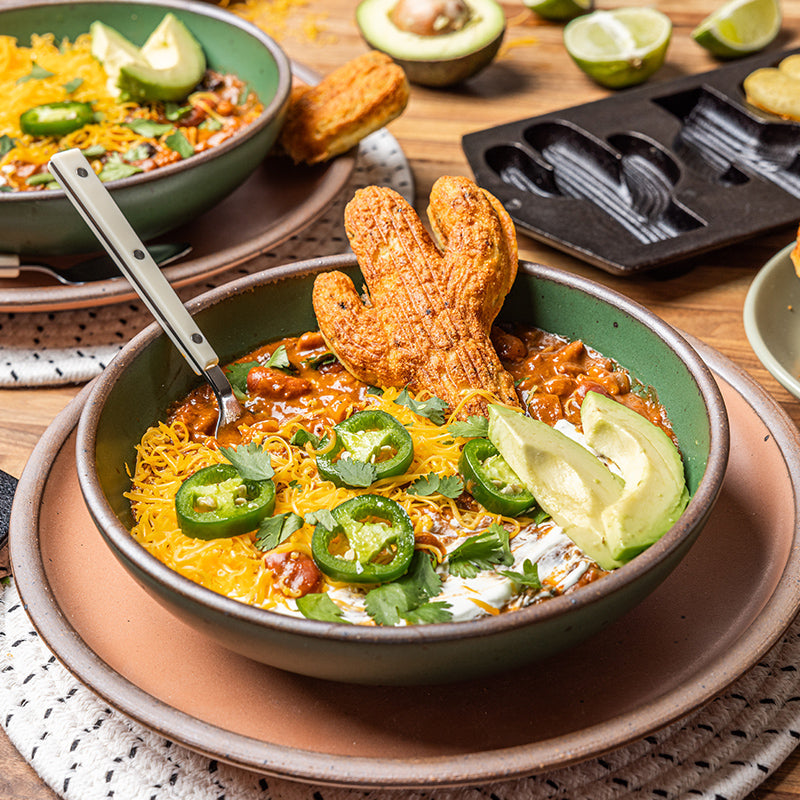 Lodge New Arrival Seasoned Cast Iron Cactus Pan - Image 4