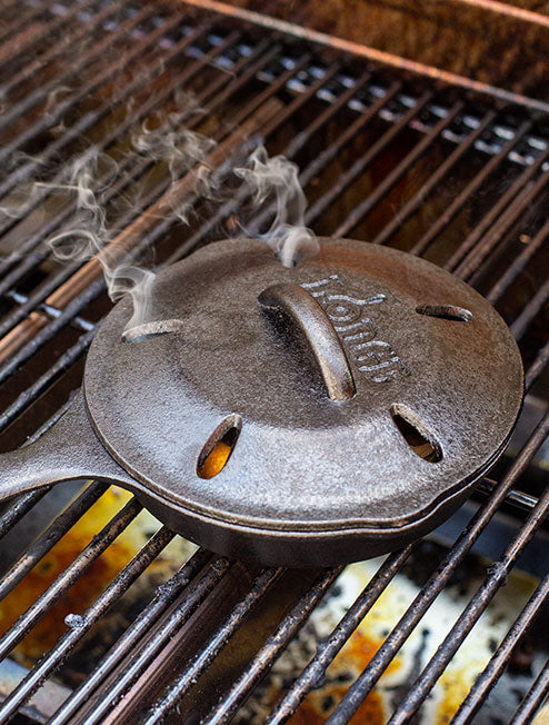 Lodge New Arrival 6.5 Inch Seasoned Cast Iron Smoker Skillet - Image 4