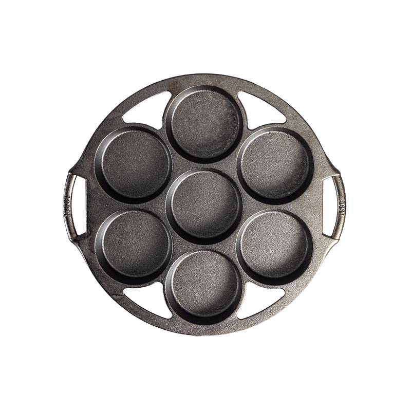 Lodge New Arrival Seasoned Cast Iron Mini Cake Pan - Image 2