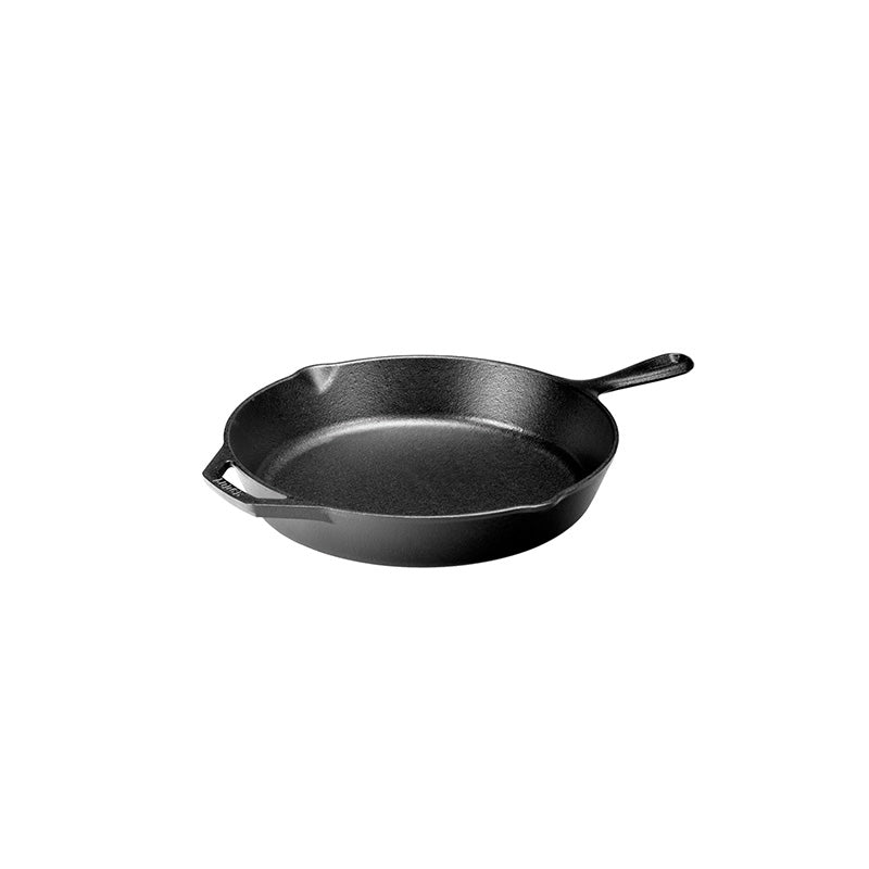 Lodge New Arrival Wildlife Series™ 12 Inch Cast Iron Bear Skillet - Image 2