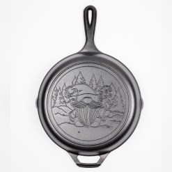 Alternative view of Lodge New Arrival Lodge New Arrival 10.25 Inch Seasoned Cast Iron Holiday Gnome Skillet 
