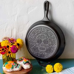 Lodge New Arrival 10.25 Inch Seasoned Cast Iron Sugar Skull Skillet